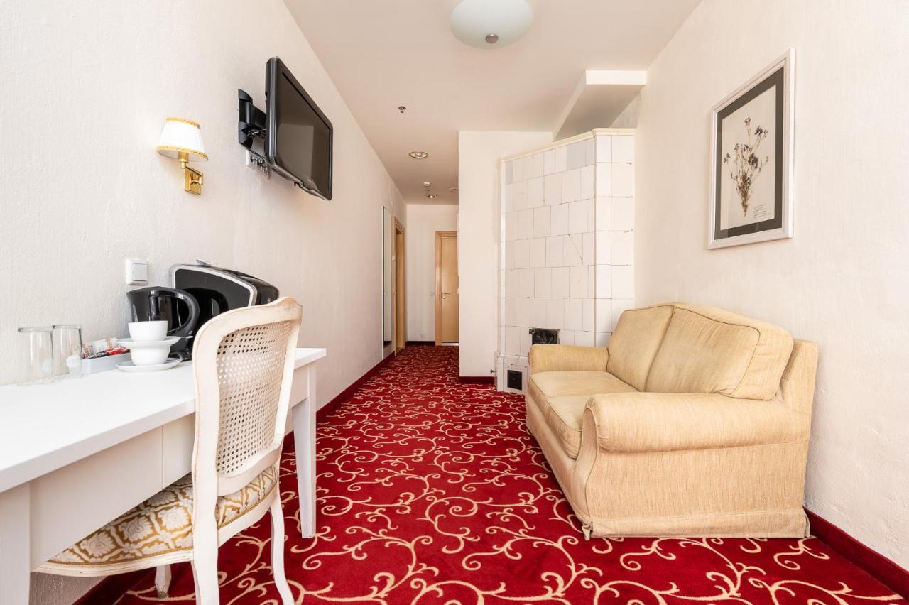 เมอริตัน โอลด์ทาวน์ การ์เดน โฮเต็ล Hotel ทาลลินน์ ภายนอก รูปภาพ