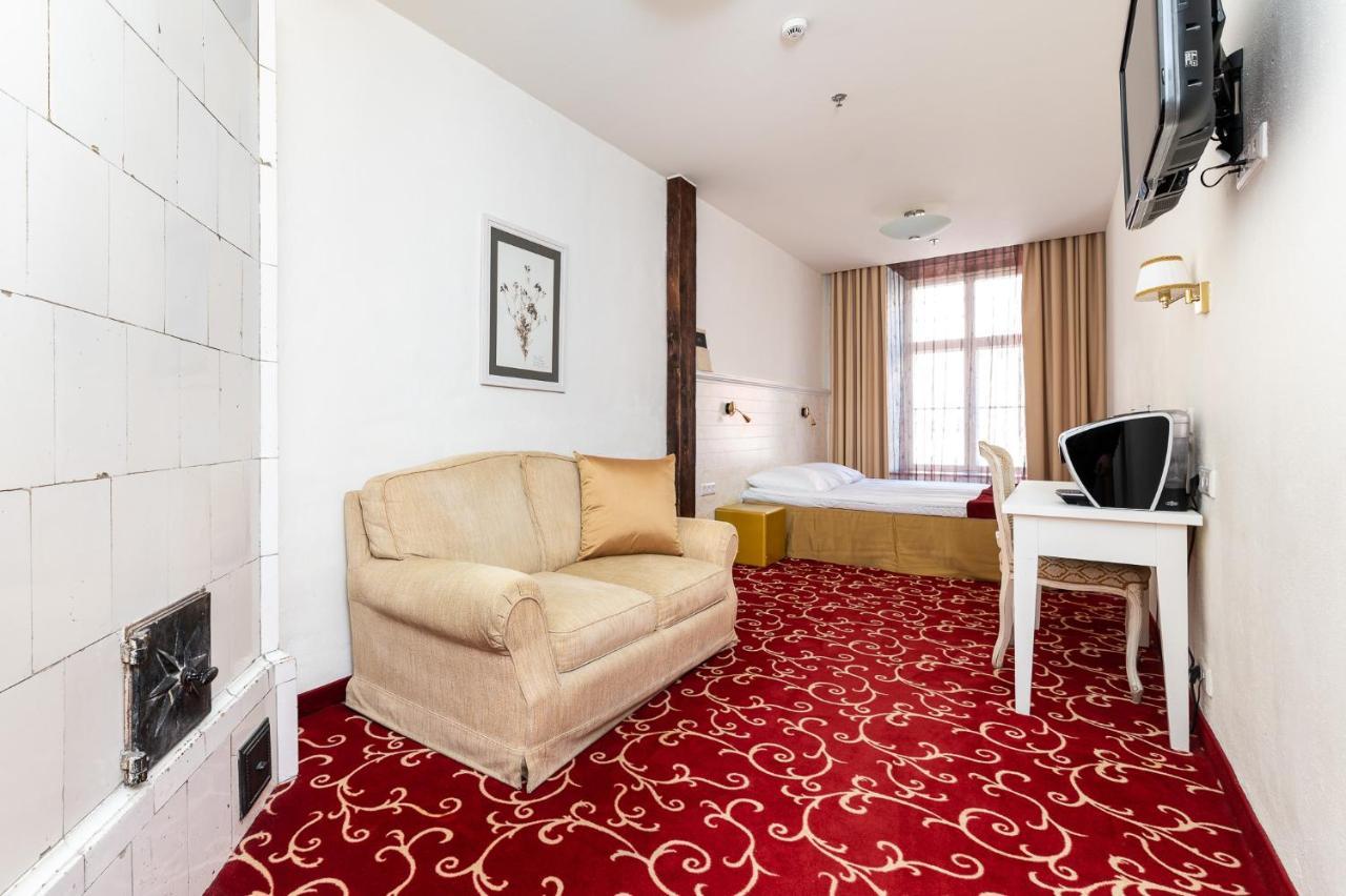 เมอริตัน โอลด์ทาวน์ การ์เดน โฮเต็ล Hotel ทาลลินน์ ภายนอก รูปภาพ