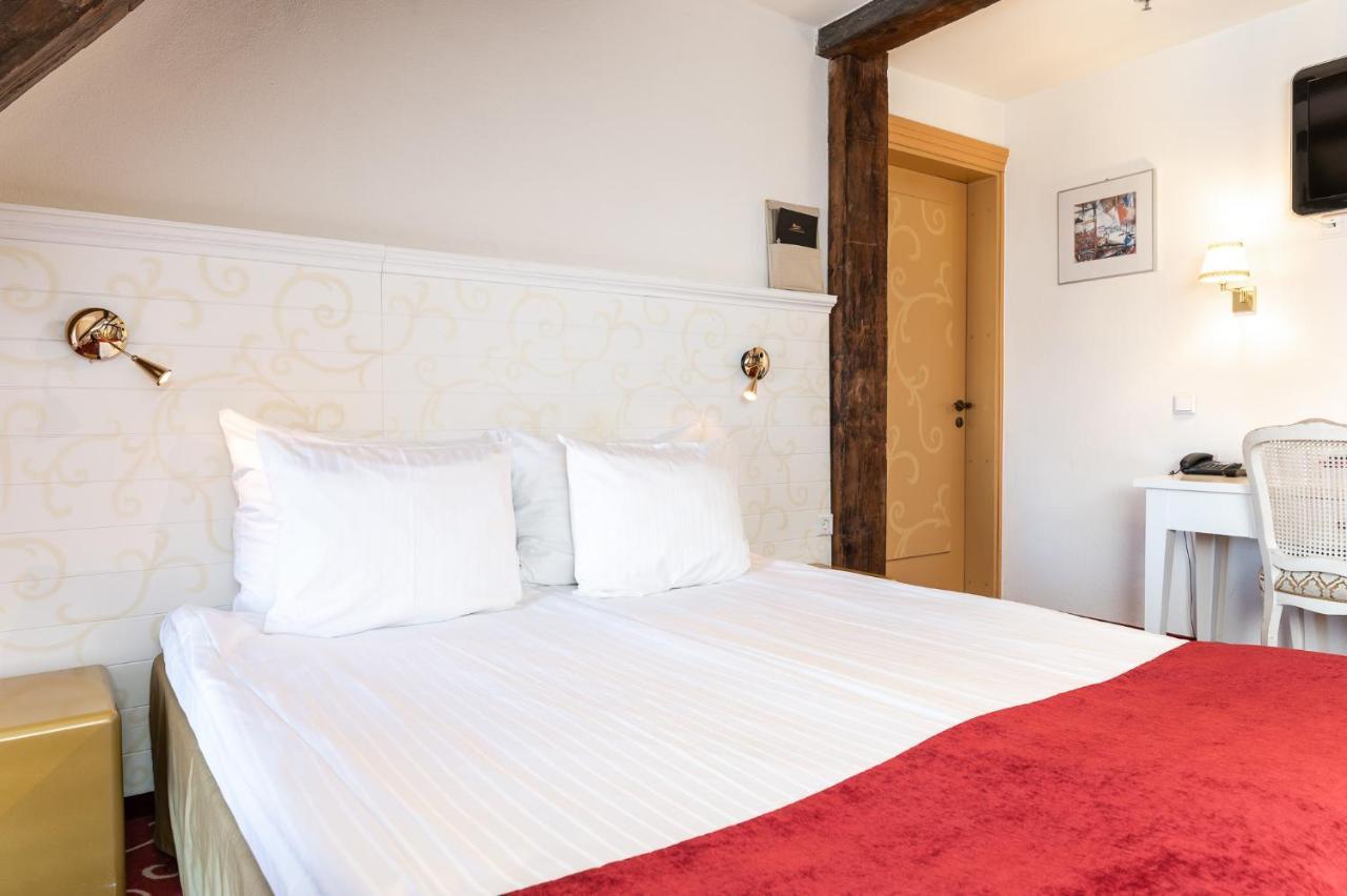 เมอริตัน โอลด์ทาวน์ การ์เดน โฮเต็ล Hotel ทาลลินน์ ภายนอก รูปภาพ