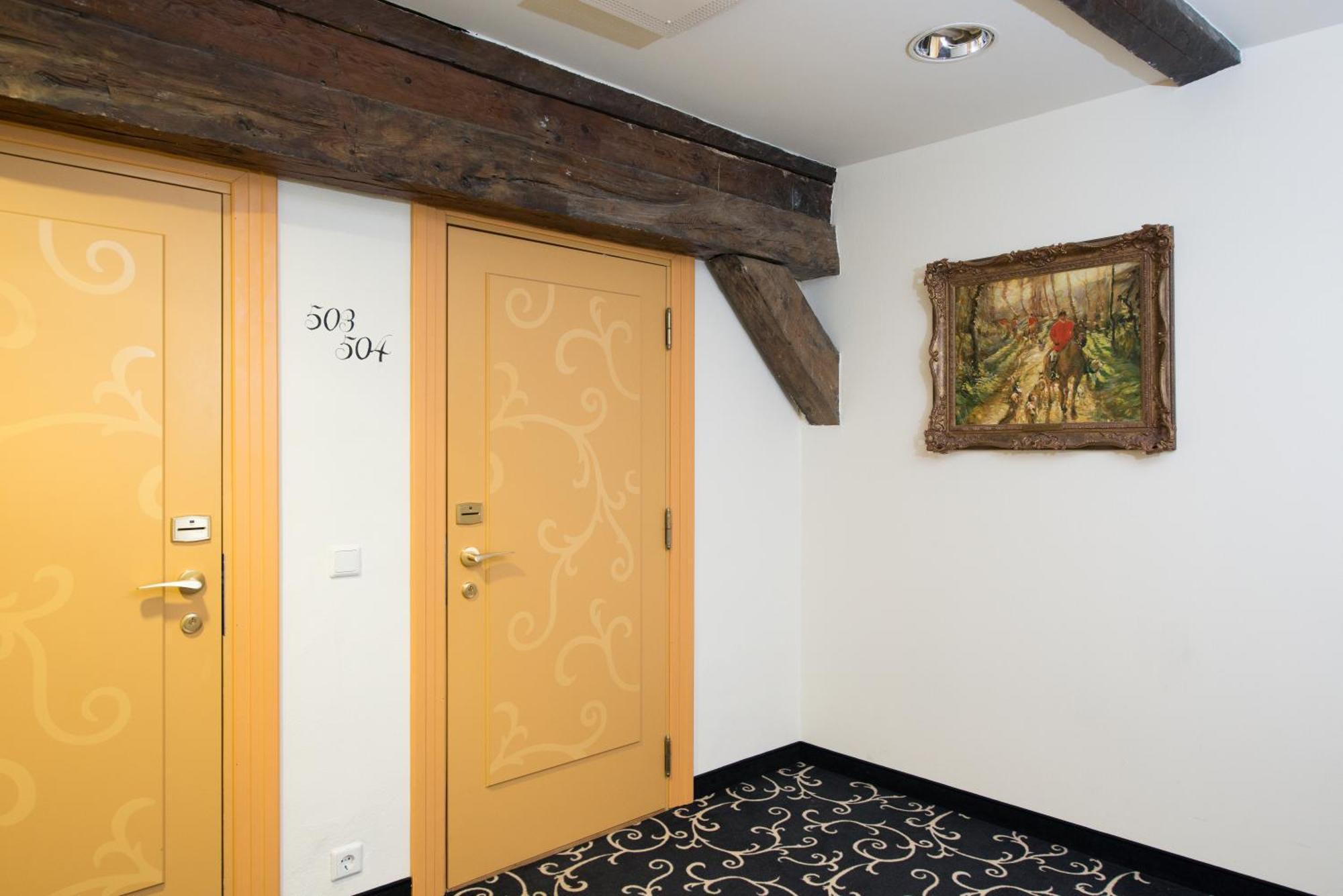 เมอริตัน โอลด์ทาวน์ การ์เดน โฮเต็ล Hotel ทาลลินน์ ภายนอก รูปภาพ
