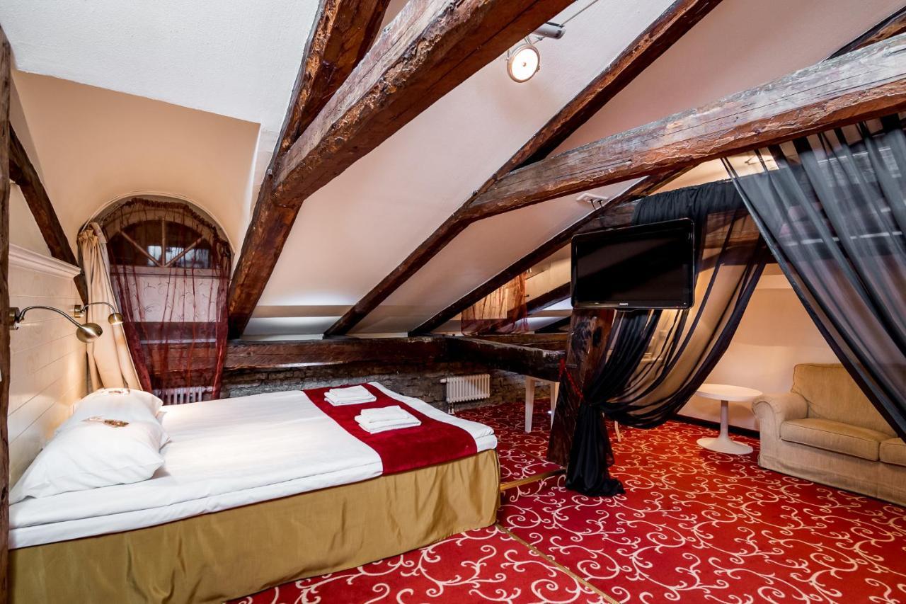 เมอริตัน โอลด์ทาวน์ การ์เดน โฮเต็ล Hotel ทาลลินน์ ภายนอก รูปภาพ
