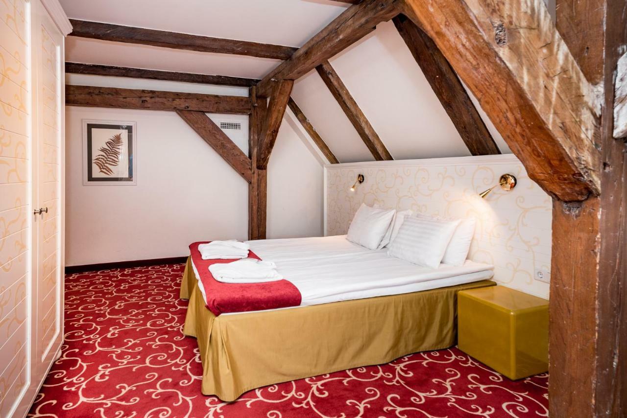 เมอริตัน โอลด์ทาวน์ การ์เดน โฮเต็ล Hotel ทาลลินน์ ภายนอก รูปภาพ
